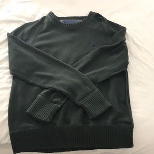 American Eagle Outfitters pull over in forest green